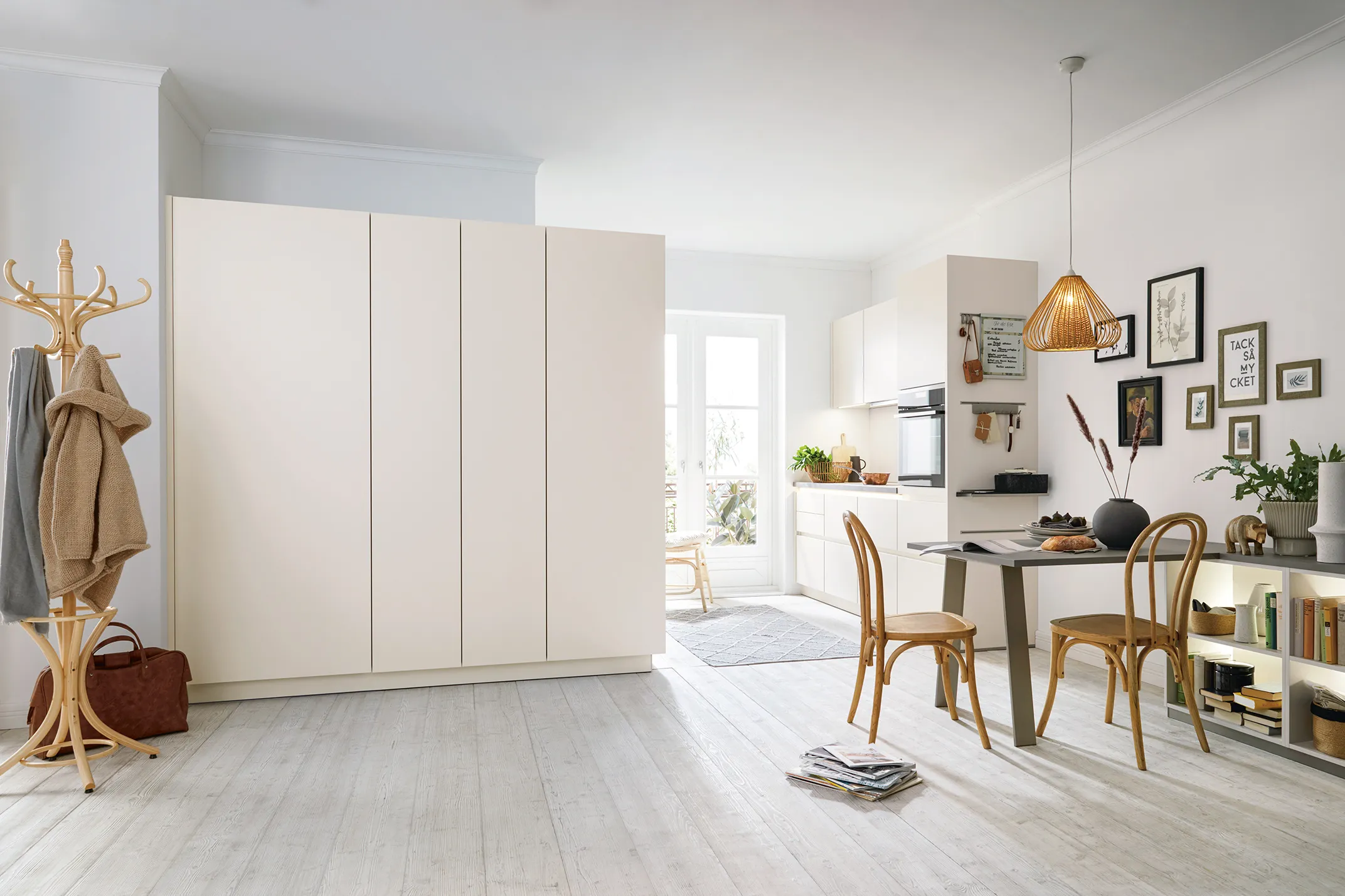 NOV-K095-Muschelweiss